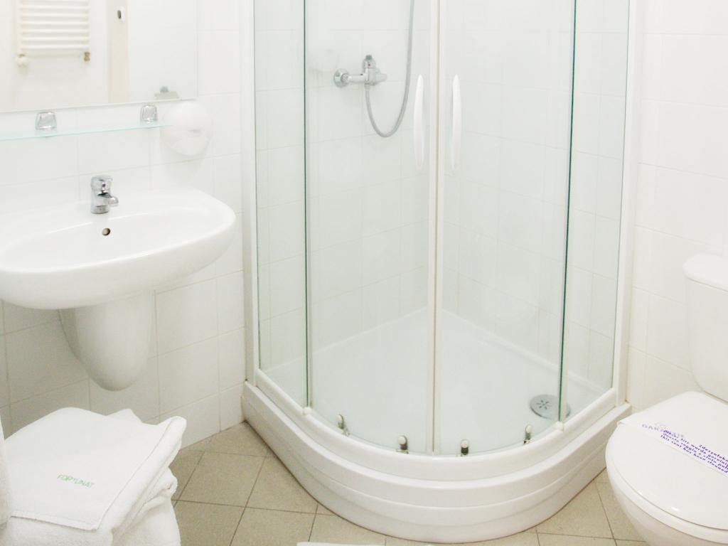 Apartamenty Jesienna Rezydencja Naleczow Bilik gambar